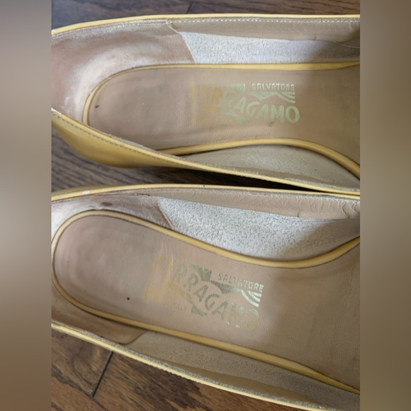 Salvatore Ferragamo Sz 6.5 Patent Yellow Leather Vara Bow Chunky Italy Ballet - Picture 6 of 13